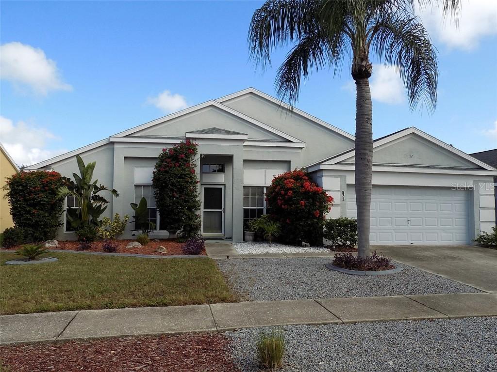 923 Hunter Ln., Tarpon Springs, FL 34689