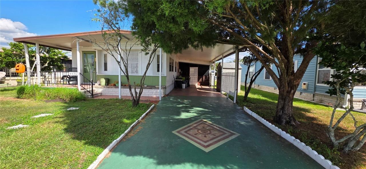 5536 Benton St., Zephyrhills, FL 33542