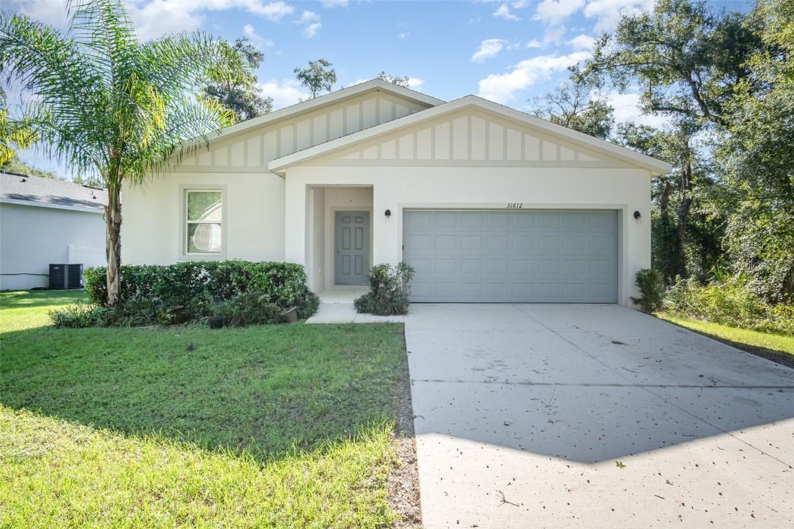 31612 Elkridge Dr., Sorrento, FL 32776