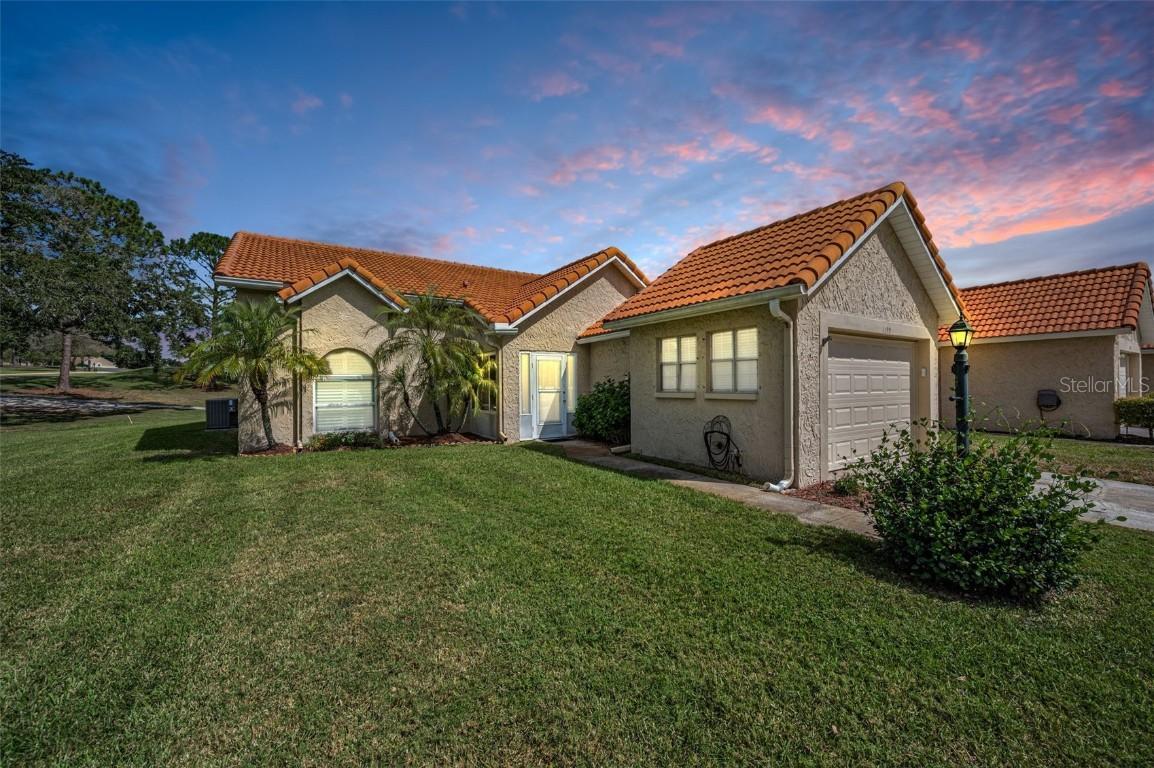 1199 Woodfield Ct., Palm Harbor, FL 34684