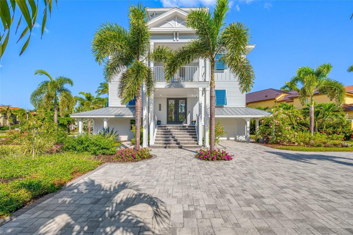 2813 Kipps Colony Dr., St Petersburg, FL 33707