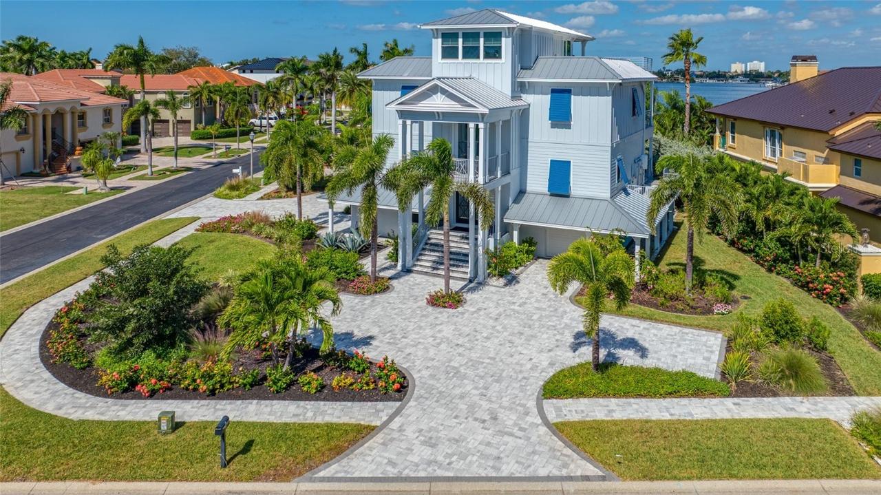 2813 Kipps Colony Dr., St Petersburg, FL 33707