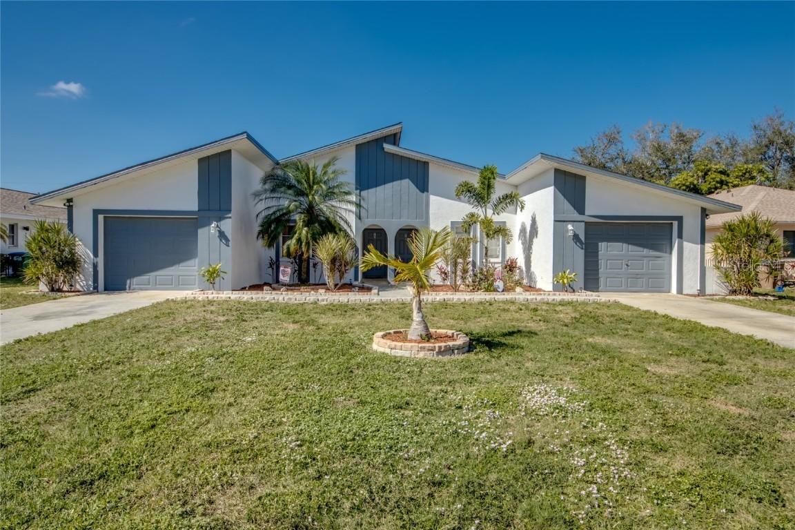 912 SE 24th Ave. #A &  B, Cape Coral, FL 33990
