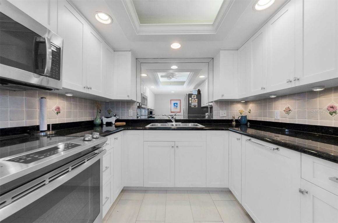 220 Belleview Blvd. #305, Belleair, FL 33756