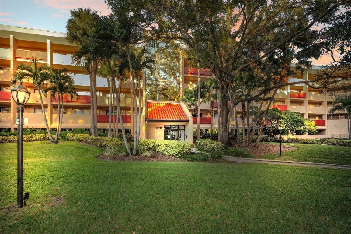 3062 Eastland Blvd. #105, Clearwater, FL 33761