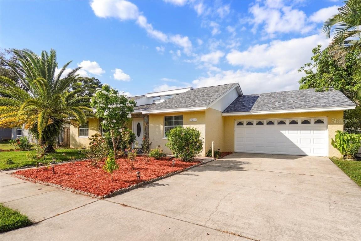 2217 65th Pl., St Petersburg, FL 33702