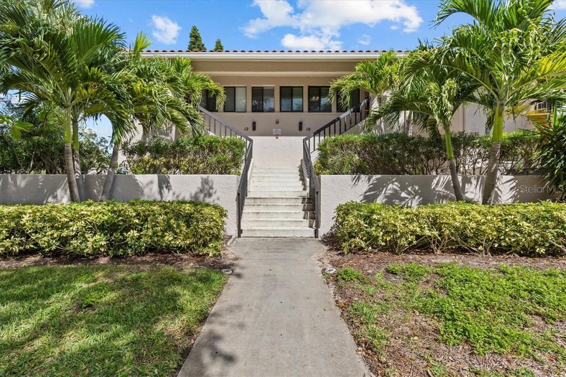 1800 Mariner Dr. #9, Tarpon Springs, FL 34689