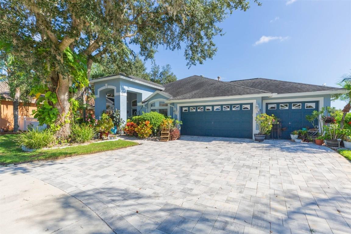10022 Oxford Chapel Dr., Tampa, FL 33647