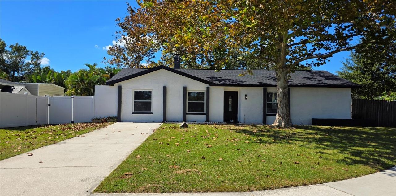 3206 Las Brisas Dr., Riverview, FL 33578