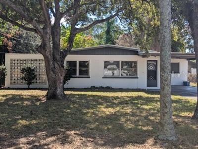 105 Rosier Rd., Brandon, FL 33510