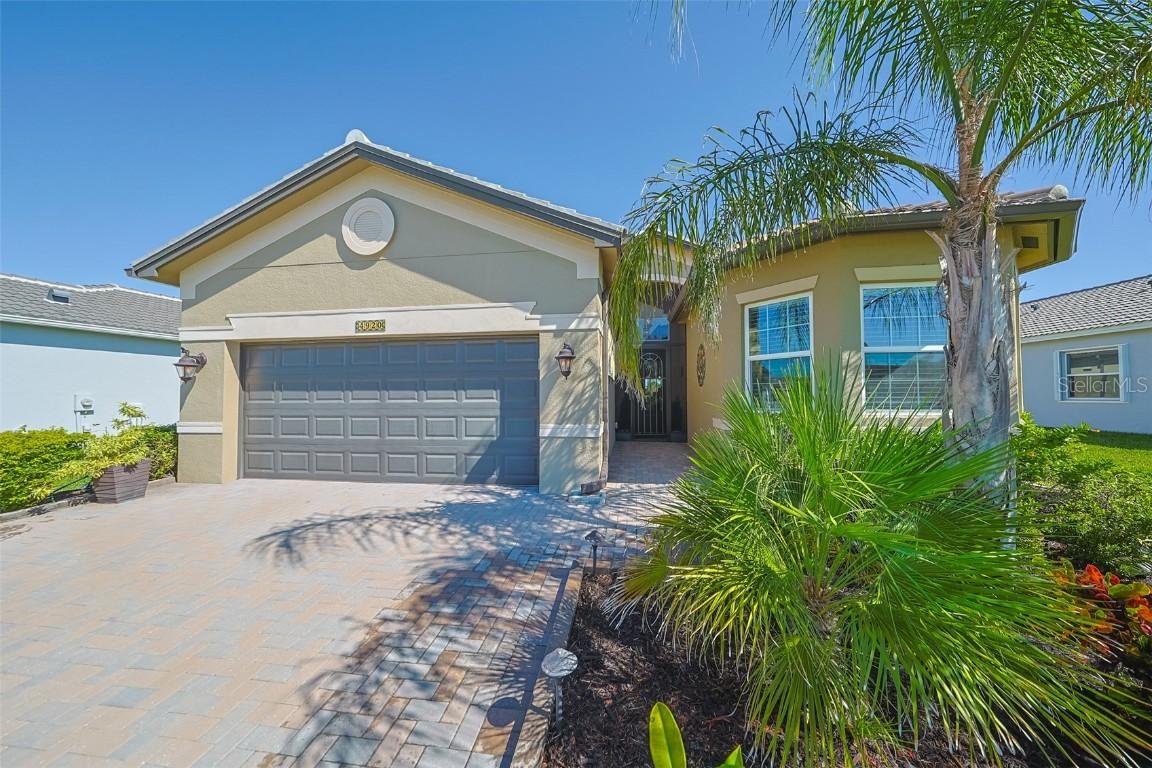 4920 Sevilla Shores Dr., Wimauma, FL 33598