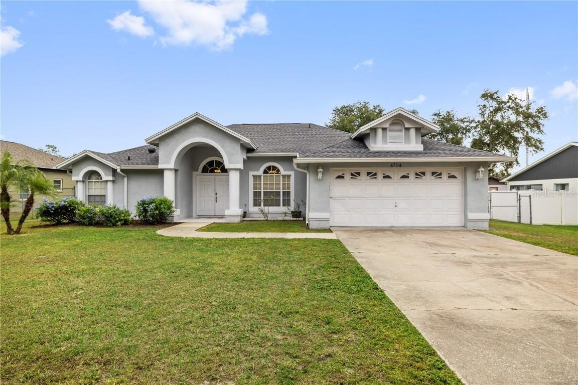 4704 Canterbury Dr., Land O Lakes, FL 34639
