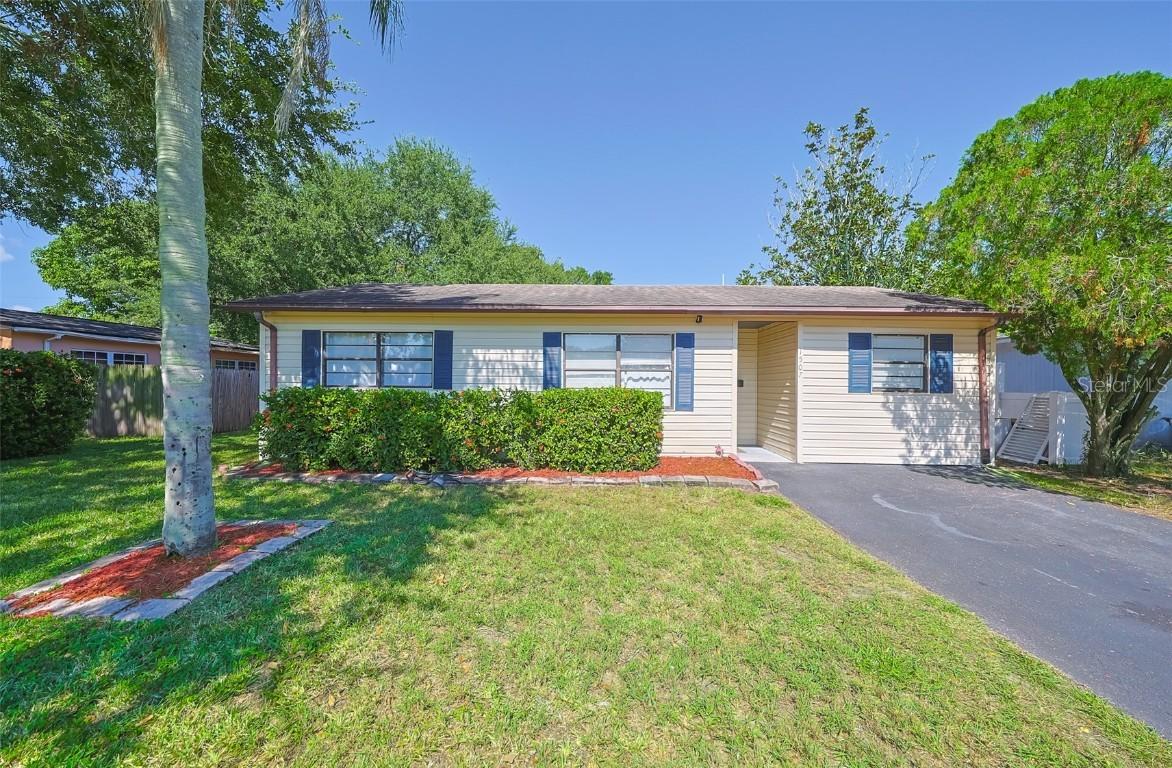 1507 76th Ave., St Petersburg, FL 33702