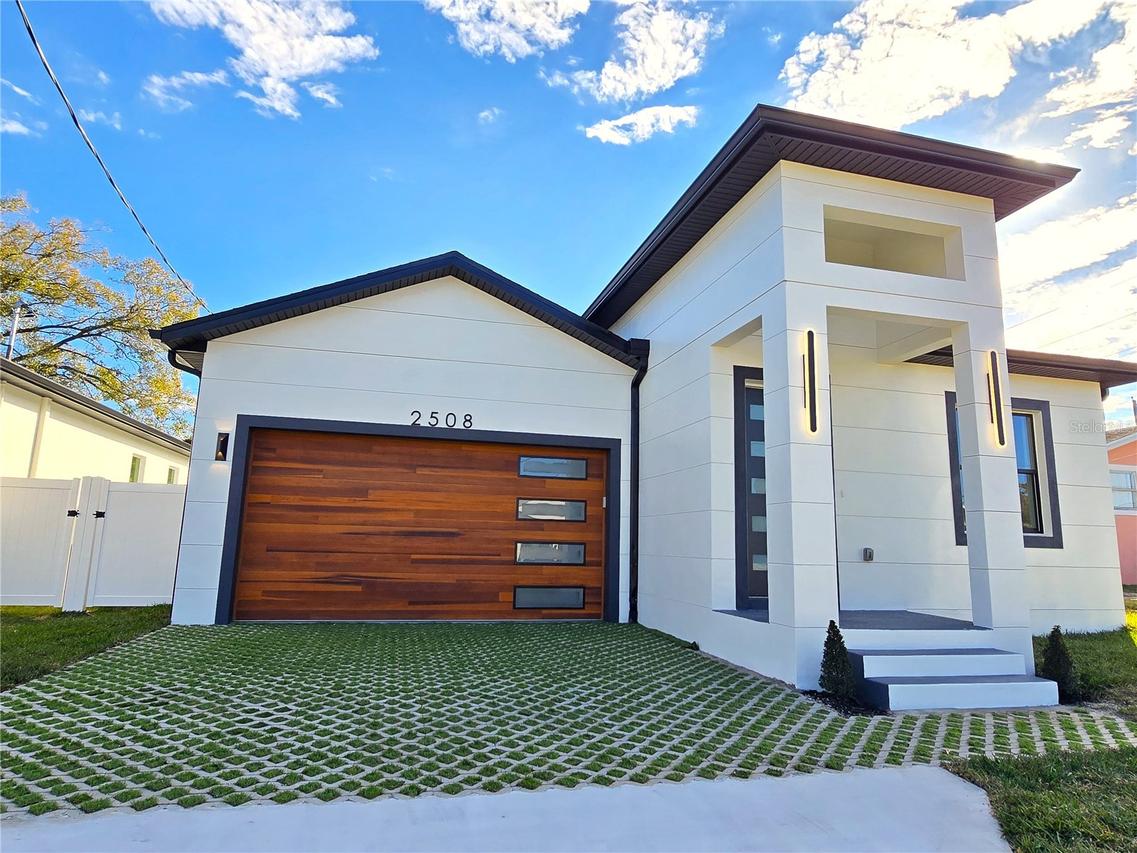 2508 W Arch St., Tampa, FL 33607