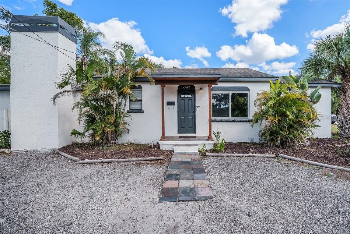 1702 E Knollwood St., Tampa, FL 33610