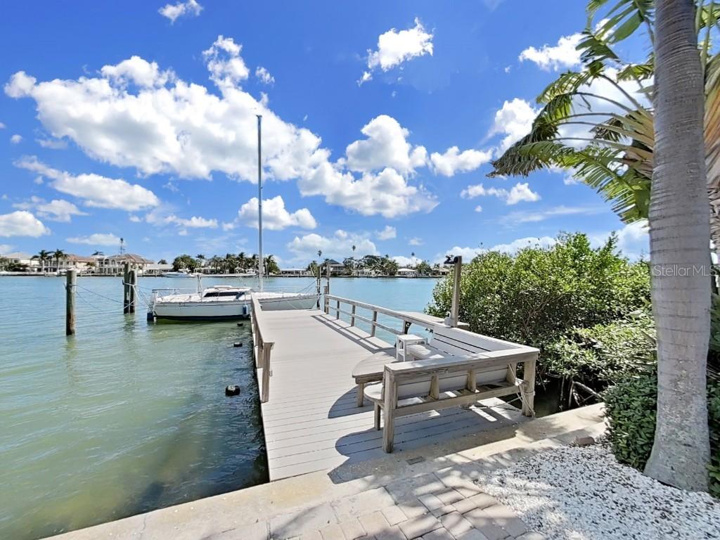 339 Bath Club Blvd., North Redington Beach, FL 33708