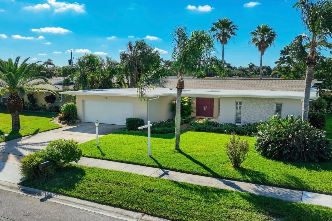13850 Sunset Dr., Largo, FL 33774