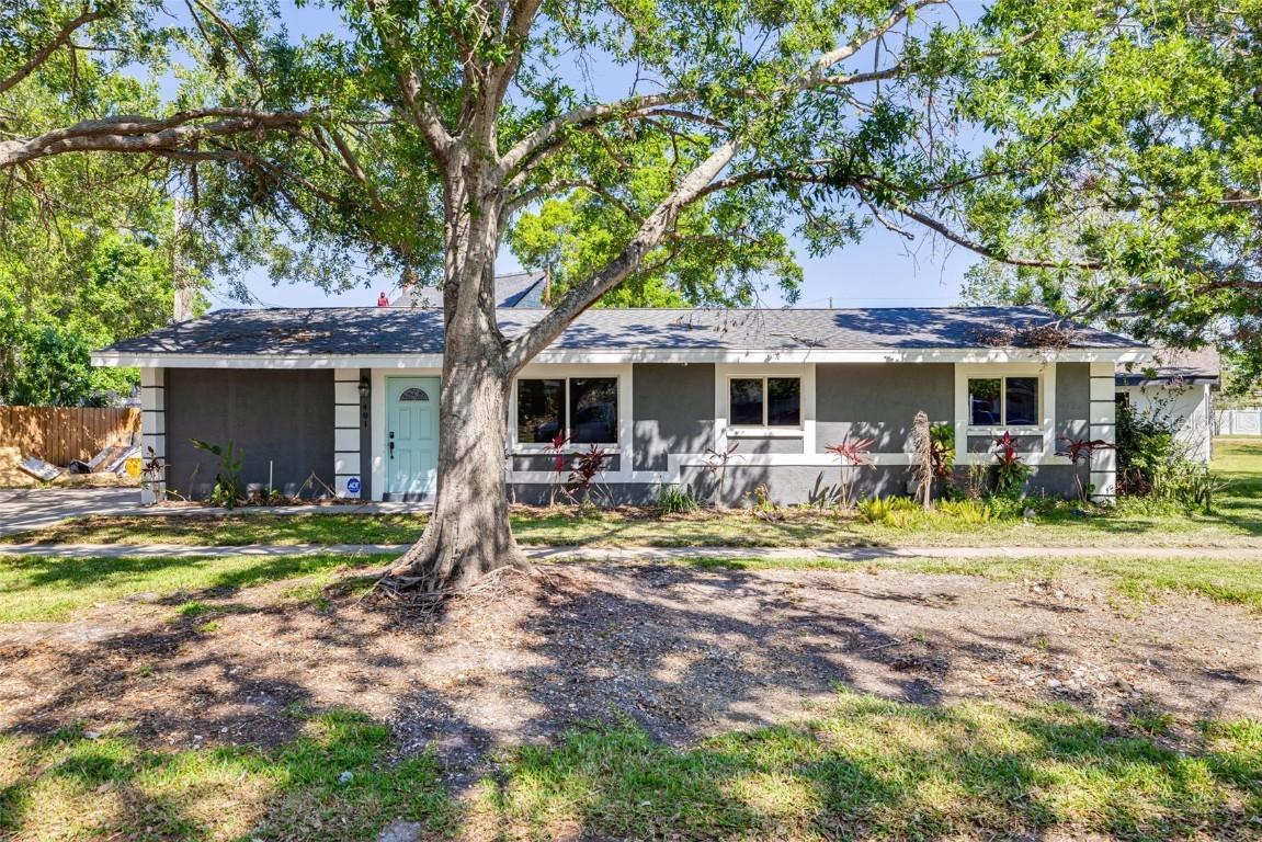 401 Patica Rd., St Petersburg, FL 33702