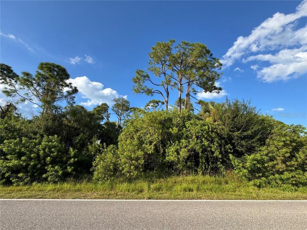 18074 Wintergarden Ave., Port Charlotte, FL 33948