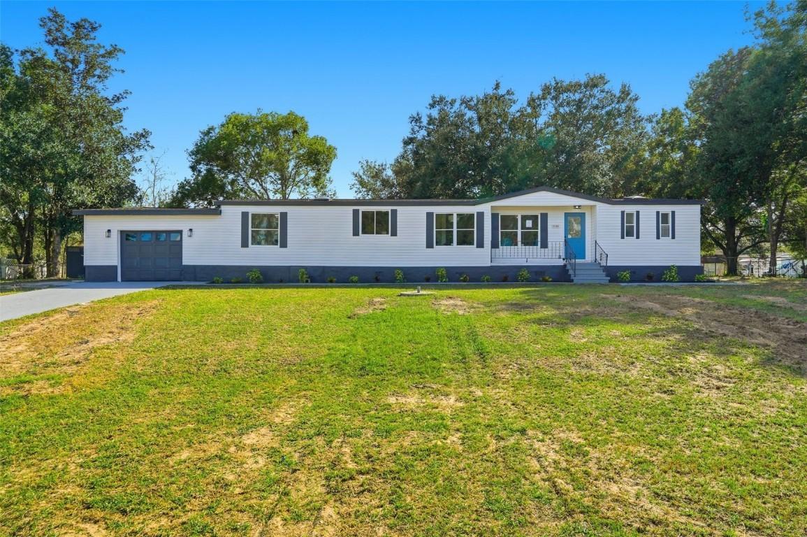 9744 Silverbend Dr., Dade City, FL 33525