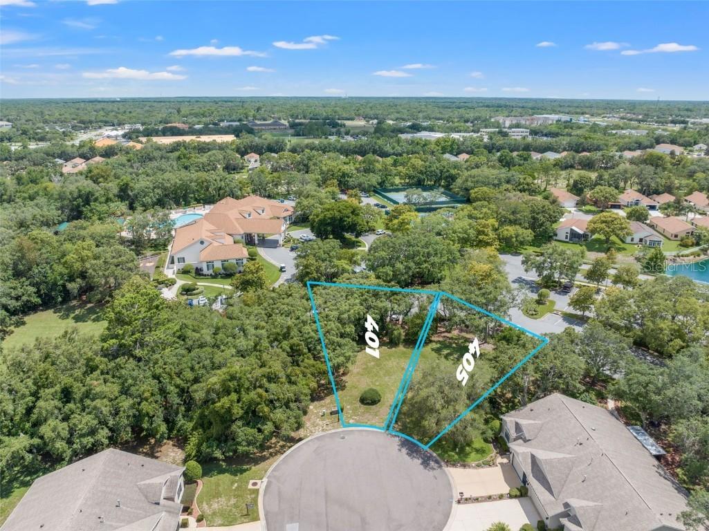 401 & 405 Candlestone Ct, Spring Hill, FL 34609