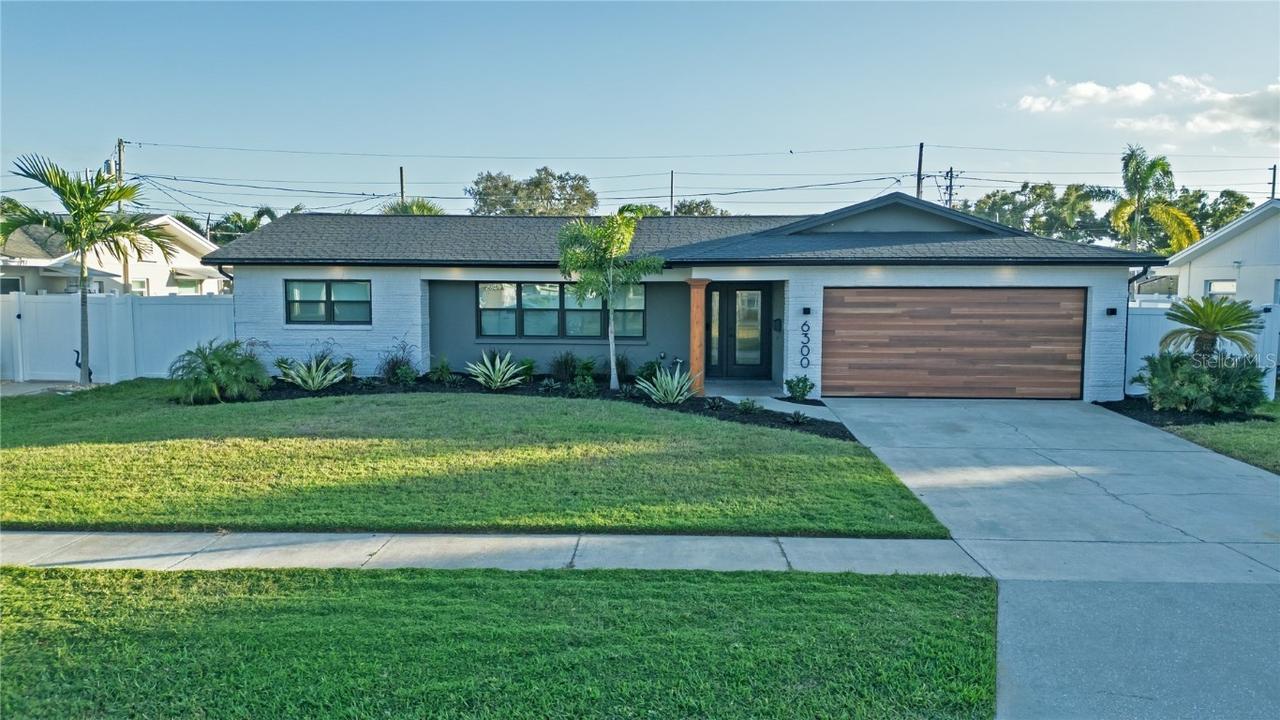 6300 31st Ave., St Petersburg, FL 33710