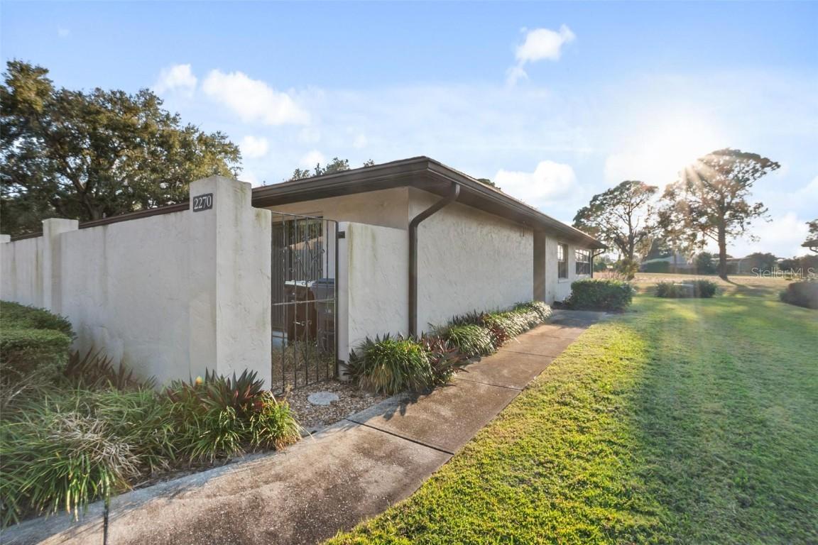 2270 Firestone Pl., Winter Haven, FL 33884