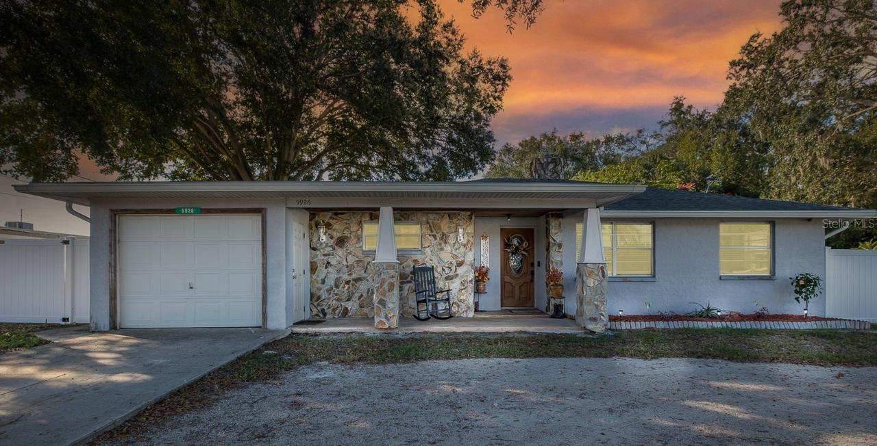 5926 Grey St., New Port Richey, FL 34652