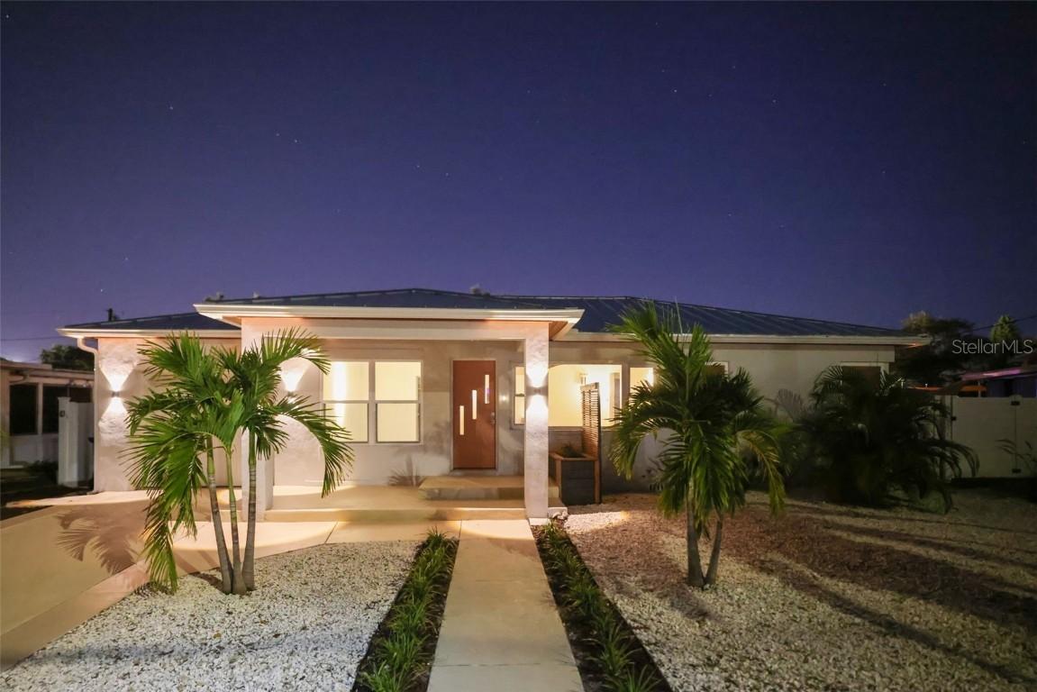 2012 Culberson Ave., Dunedin, FL 34698