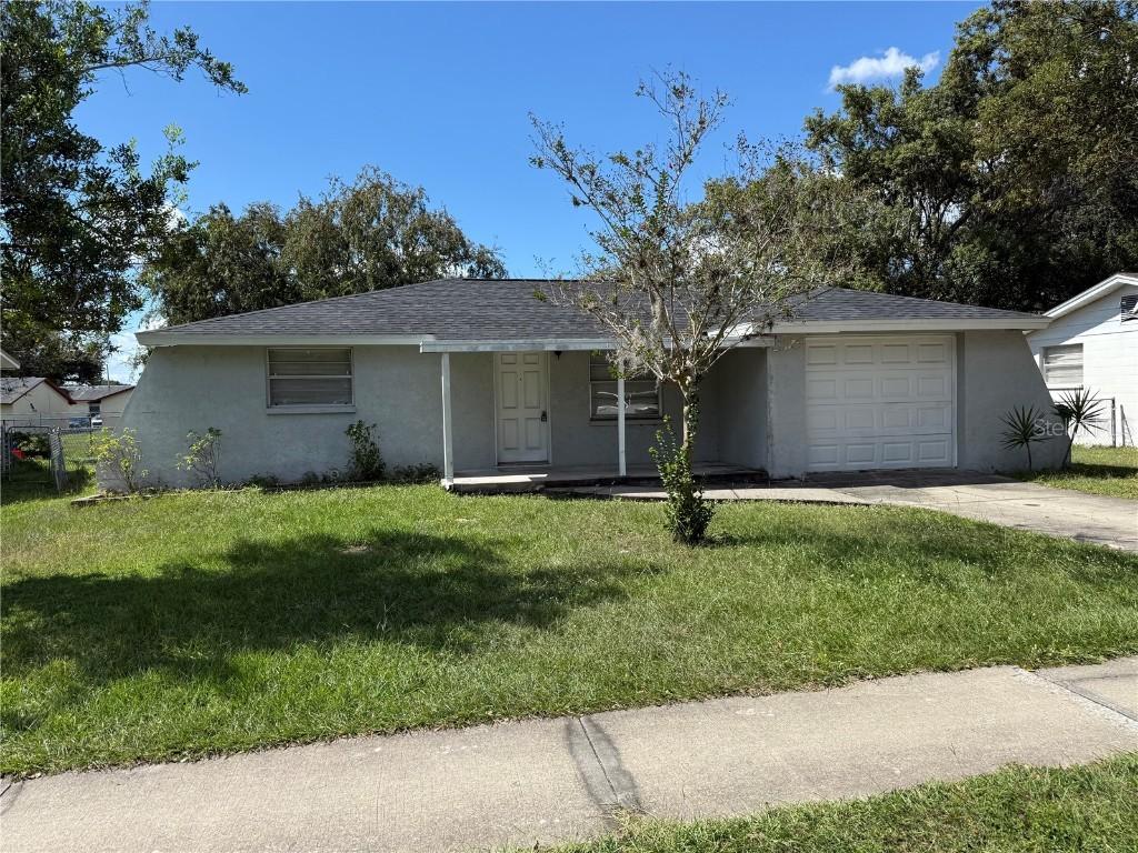 6039 20th St., Zephyrhills, FL 33542