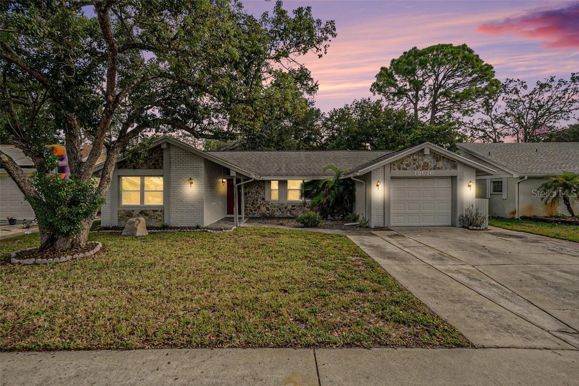 12616 Stone House Loop, Hudson, FL 34667