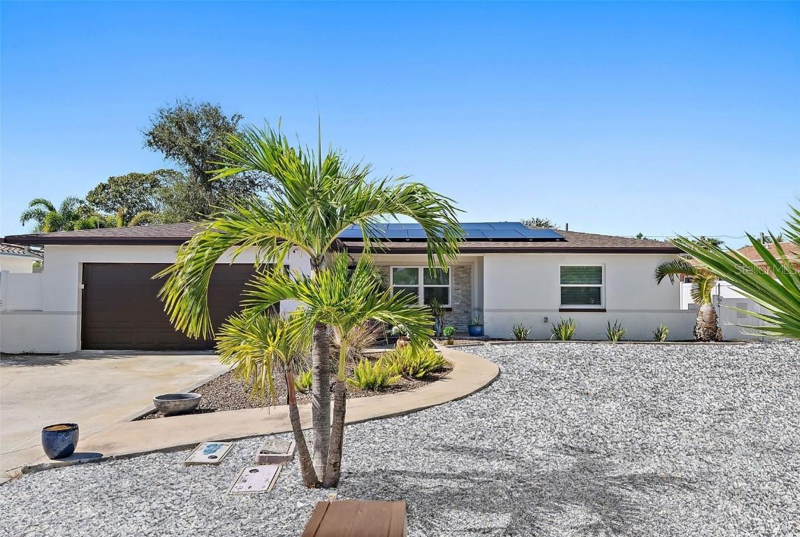 10132 4th St., Treasure Island, FL 33706