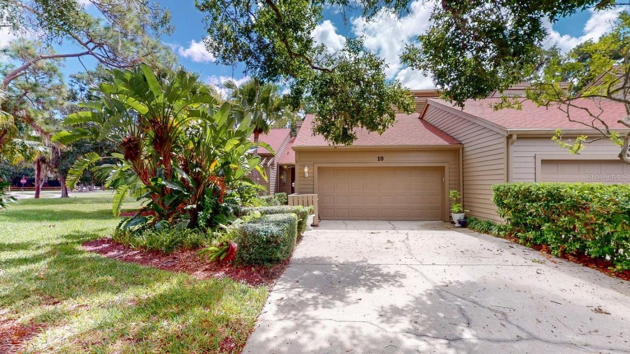10 Woodridge Cir., Oldsmar, FL 34677