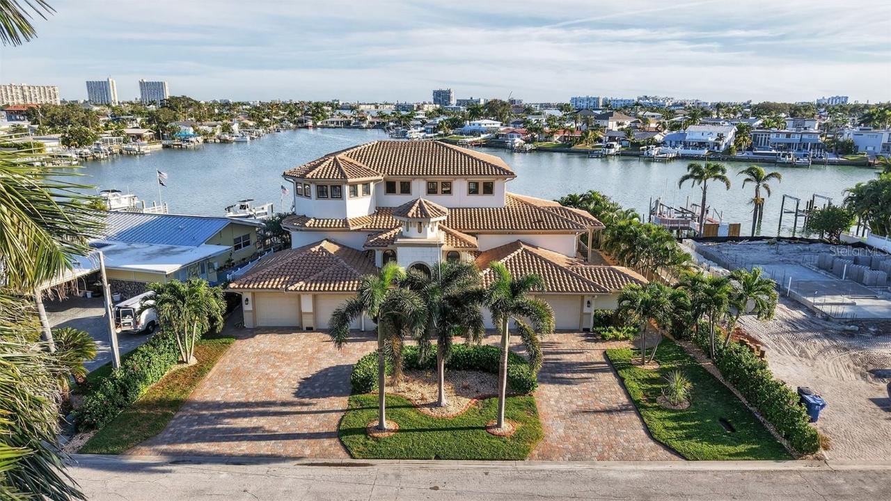 7974 9th Ave., St Petersburg, FL 33707