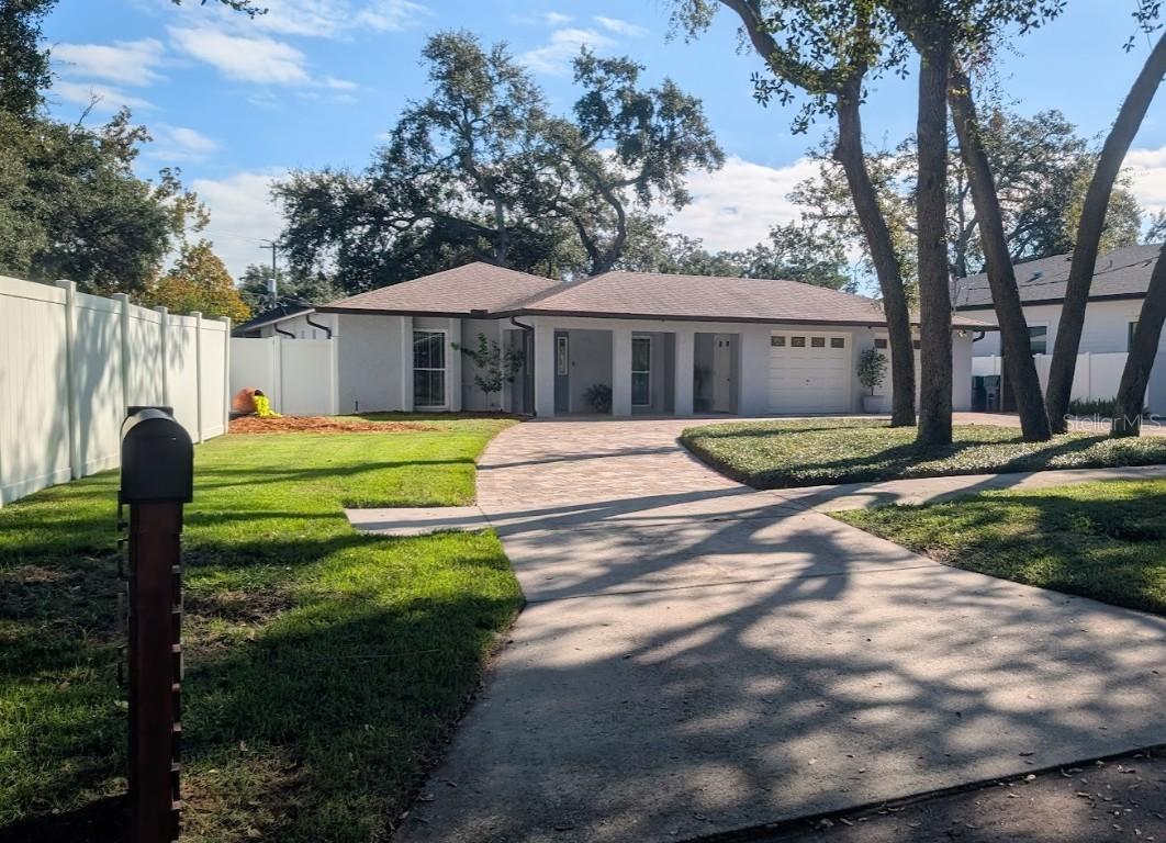 6212 S Main Ave., Tampa, FL 33611