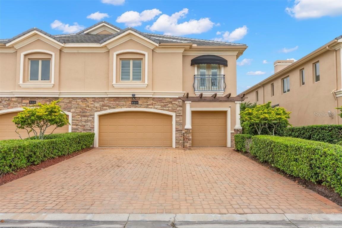 657 Saxony Blvd., St Petersburg, FL 33716