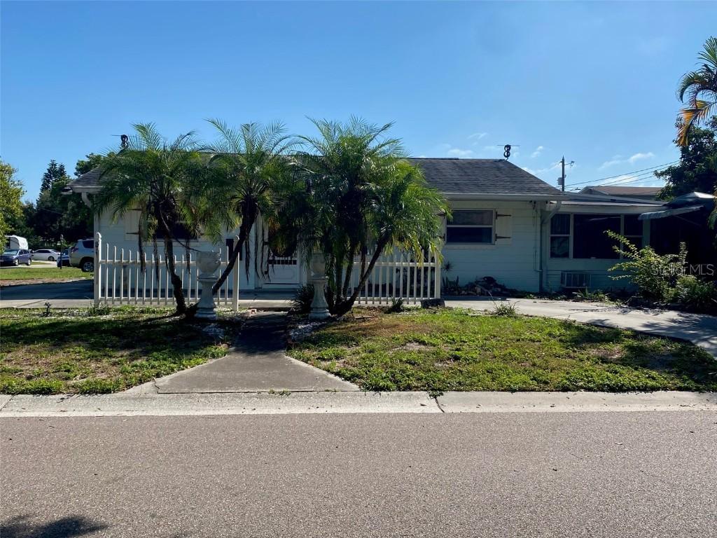 695 41st St., St Petersburg, FL 33713