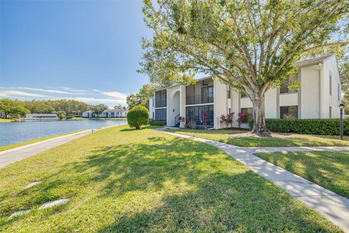 1143 Pine Ridge Cir. #C1, Tarpon Springs, FL 34688