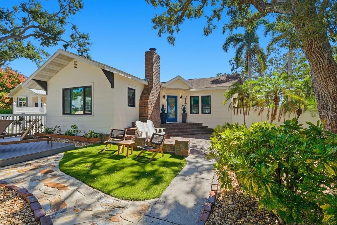 517 Avery Ave., Crystal Beach, FL 34681
