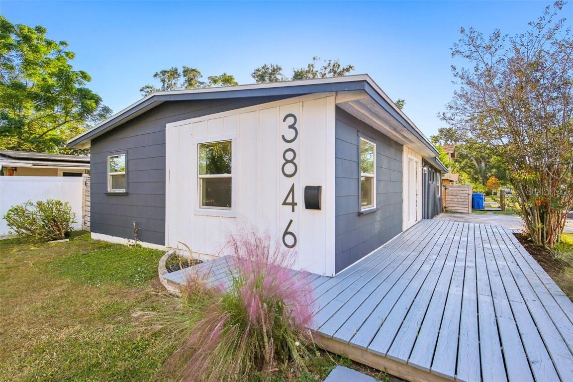 3846 Tifton St., St Petersburg, FL 33714