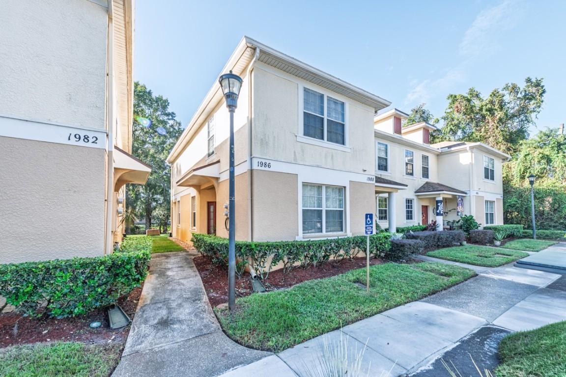 1986 Fiesta Ridge Ct., Tampa, FL 33604