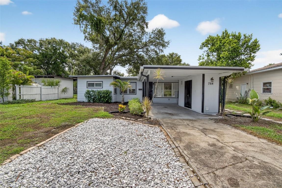 764 62nd Pl., St Petersburg, FL 33705