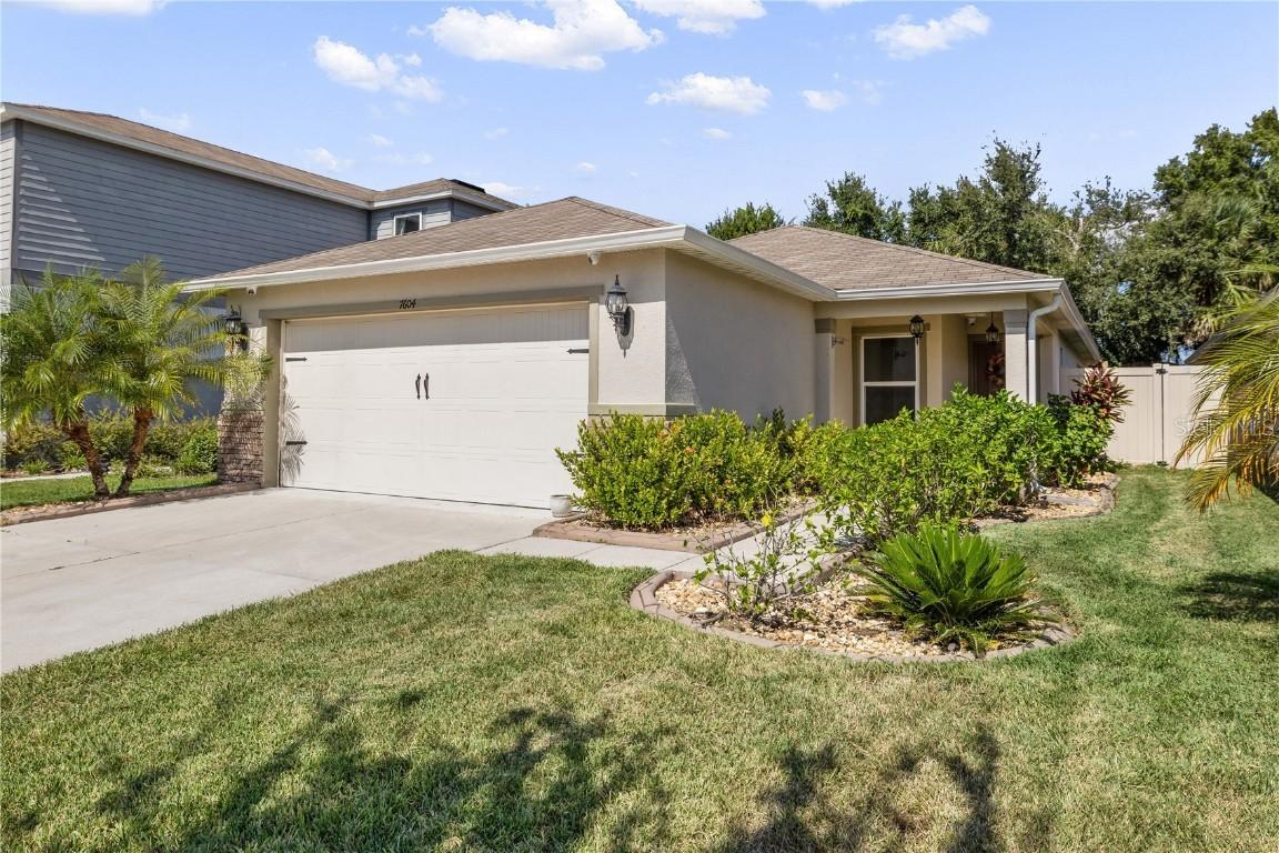 7604 Sunshine Bridge Ave., Gibsonton, FL 33534