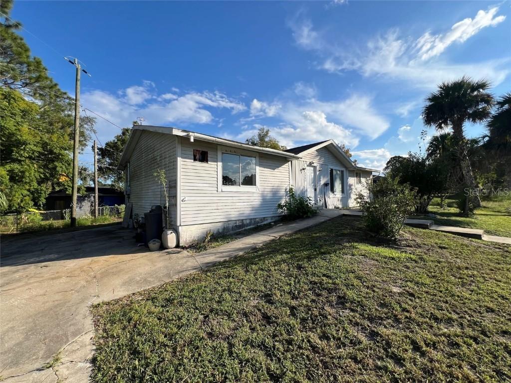 2486 Daytona Park Rd., Deland, FL 32724