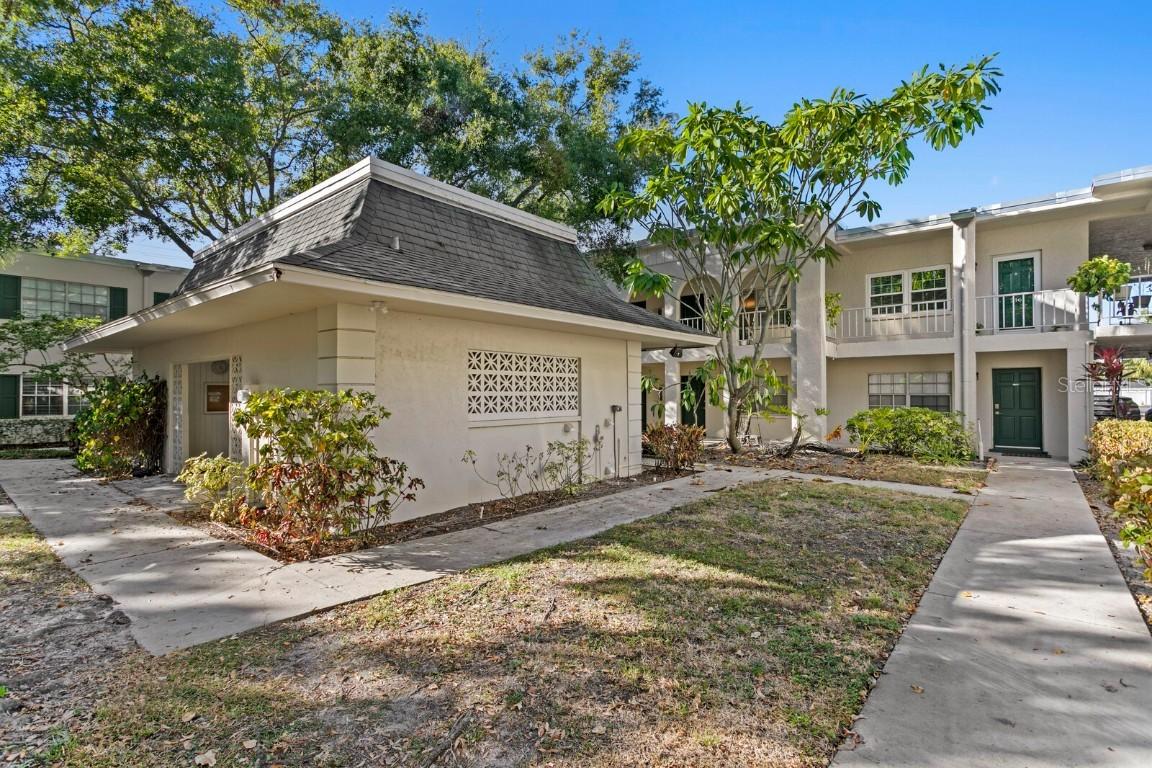 4335 Aegean Dr. #212A, Tampa, FL 33611
