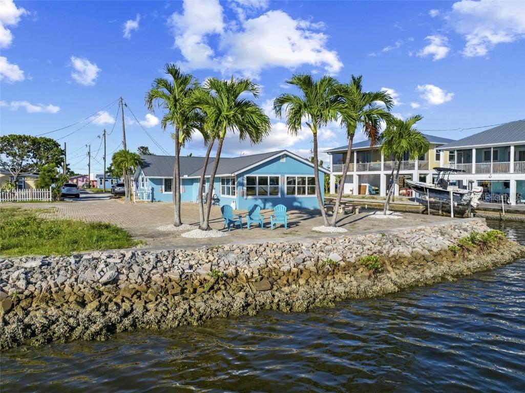 2669 Coco Plum Dr., Matlacha, FL 33993