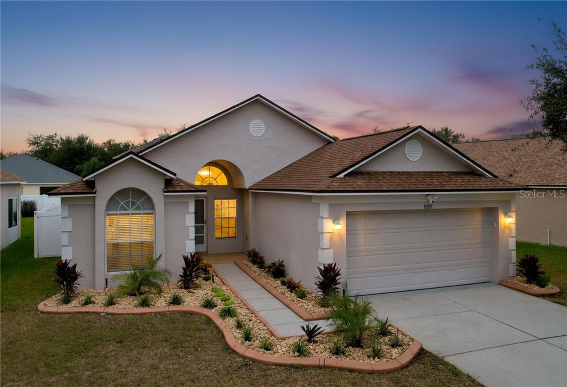 8527 Carriage Pointe Dr., Gibsonton, FL 33534