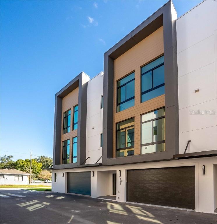 3002 W Platt #2, Tampa, FL 33609