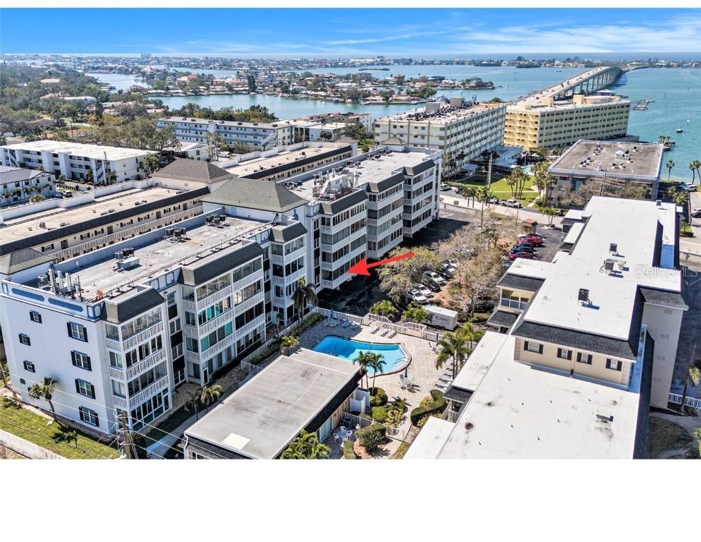 139 Bluff View Dr. #105, Belleair Bluffs, FL 33770