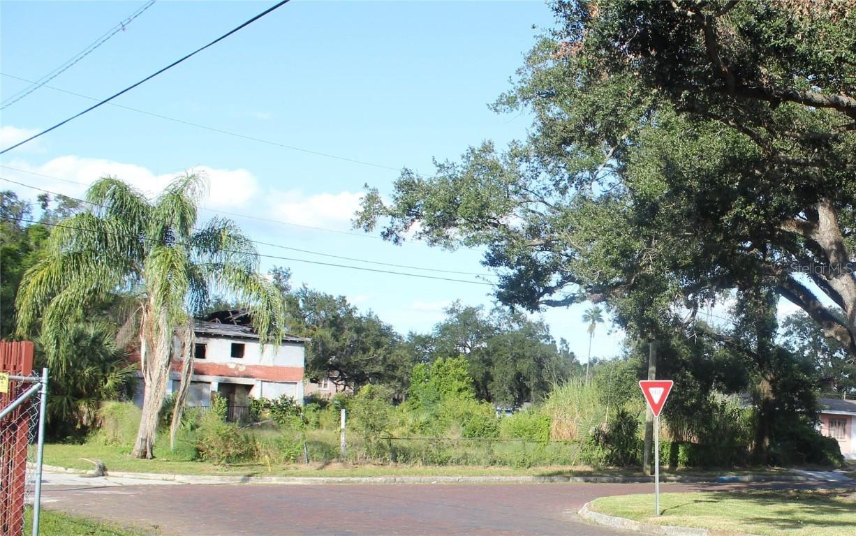 414 E Emily & 167408-0000 St., Tampa, FL 33603